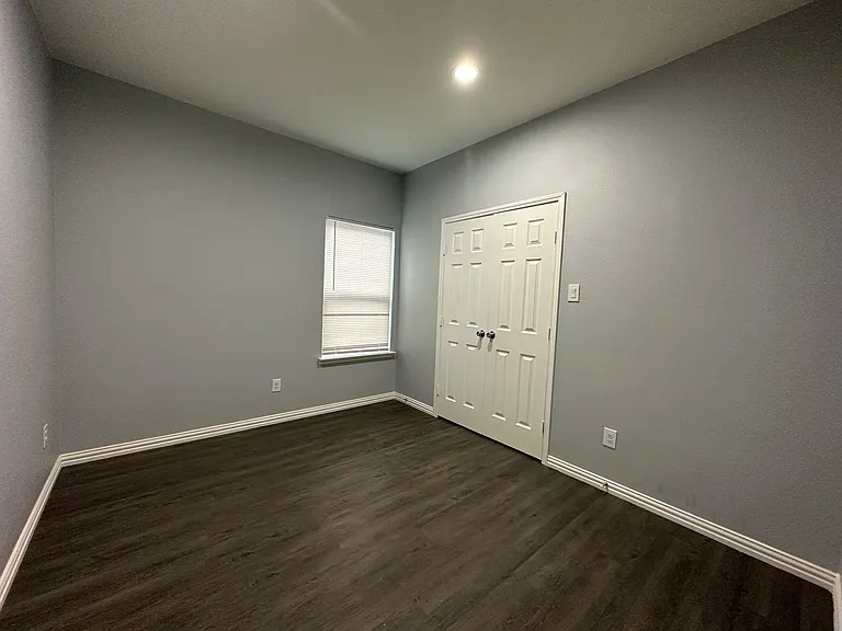 7411 Novella Dr — Photo 6