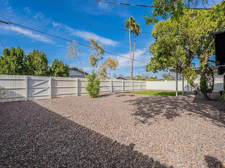 8710 E Monte Vista Rd — Photo 31