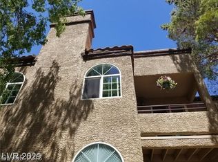 9325 W Desert Inn Rd APT 213, Las Vegas, NV 89117