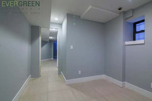 Rented by ERNY LLC | media 8