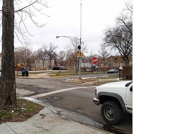 3rd image of 414 N Lavergne Ave