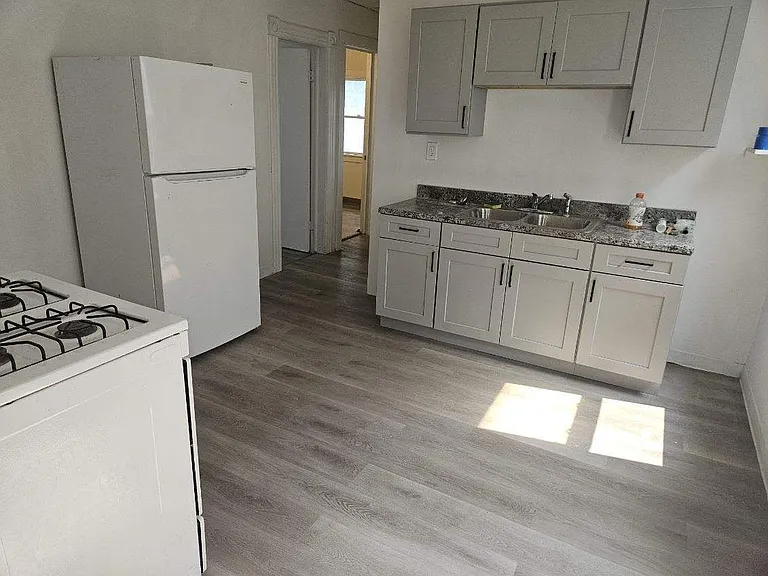 25 McElwain Ave #2 — Photo 8