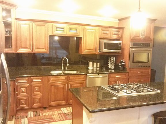 2nd image of 1027 Culbertson Ave