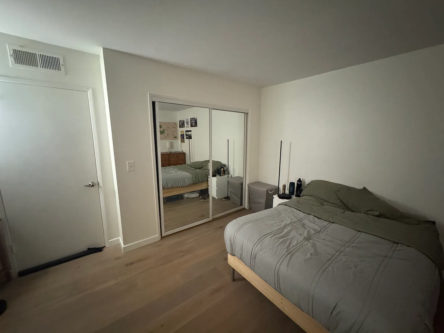 4 bed, 2.5 bath, 2300 sqft, $1,700 — Photo 3