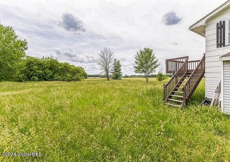 4th image of 16752 GLIDDEN Road