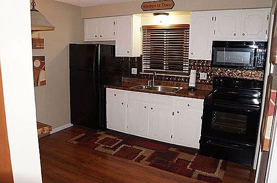 2nd image of 25725 S River Rd APT 3