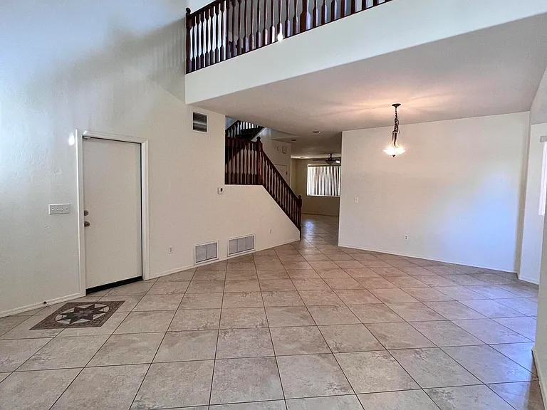7560 E Truces Pl — Photo 4