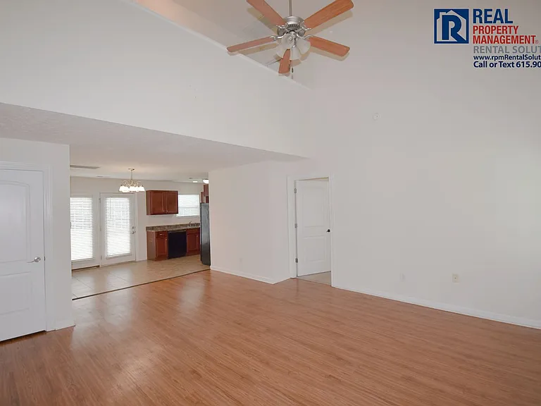 1549 Passage Dr — Photo 4