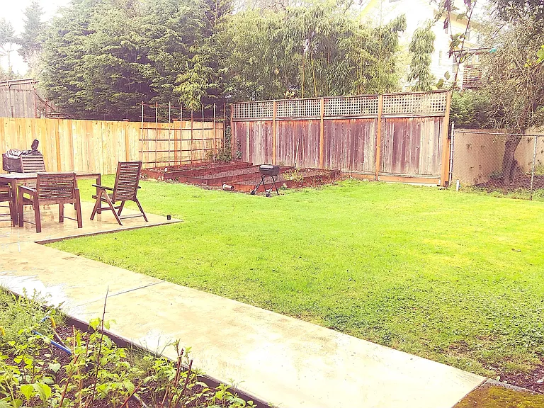 312 28th Ave S #C — Photo 22