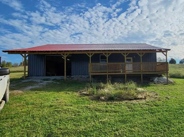 16438 County Road 944, Squires, MO 65755
