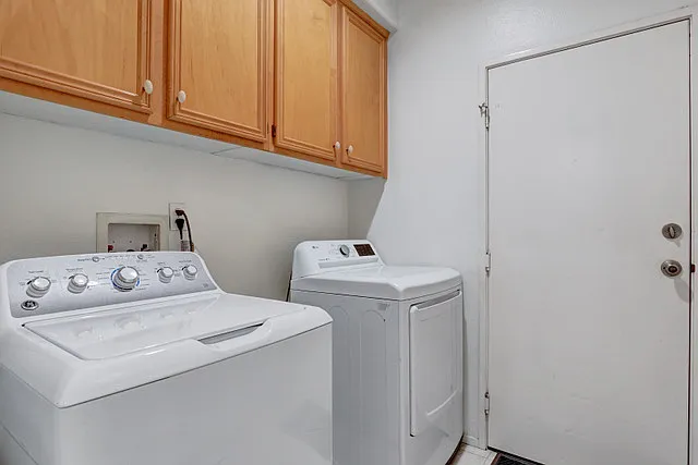 285 Woodcrest Ln — Photo 13