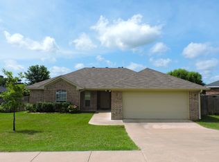 11265 Meadows Dr, Flint, TX 75762
