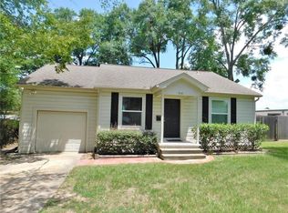 1018 W Austin St, Conroe, TX 77301