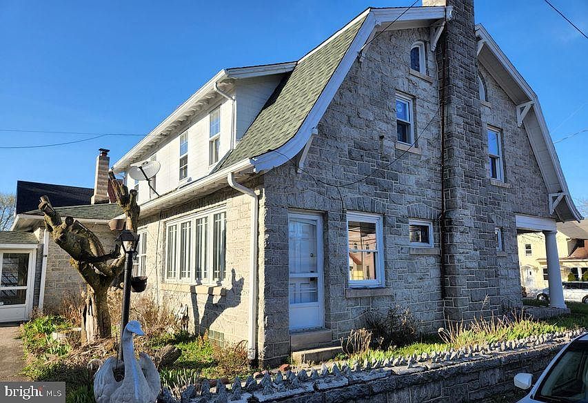 522 N Locust St, Hazleton, PA 18201 Zillow