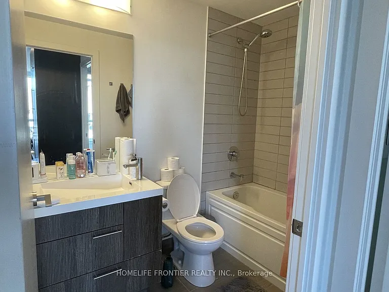 30 Nelson St #1606 — Photo 7