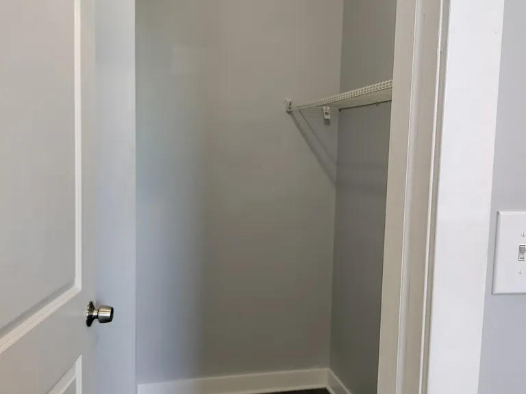 4800 S Winchester Ave — Photo 22