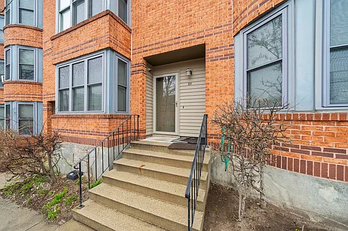 89 Lawn St #89 Photo 1