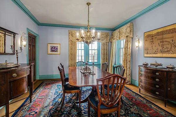 Sold by Stribling | media 13