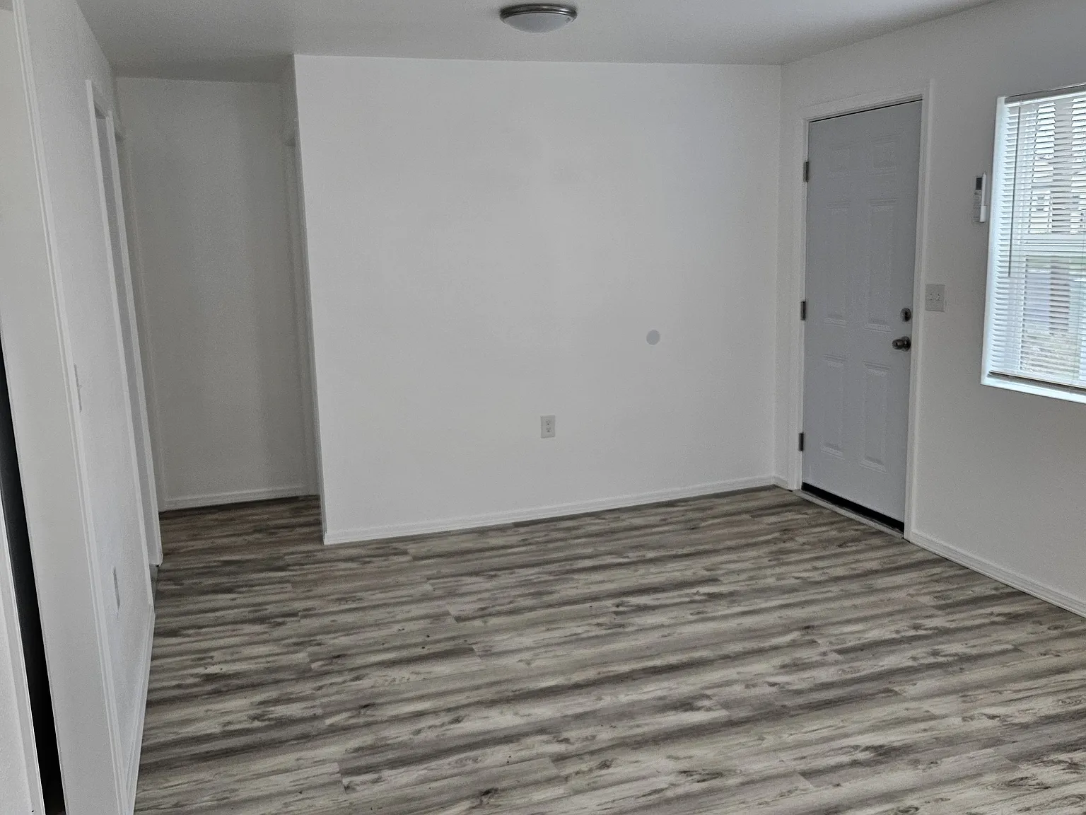 2 bed, 616 sqft, $1,250 — Photo 2