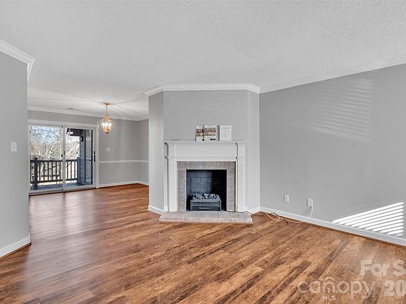 5th image of 1741 Robinwood Rd