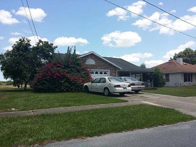 2nd image of 1231 N Village Lake Dr