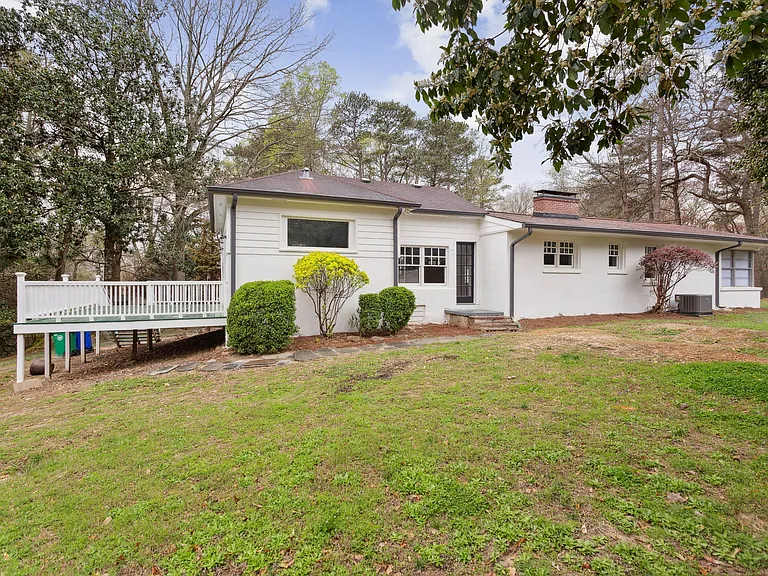 2849 Ashford Rd — Photo 37