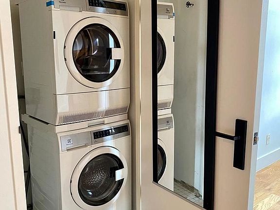 5th image of 103 N 10th St #55C
