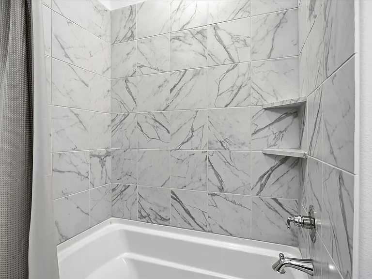 818 Trace Hawk Ln — Photo 35