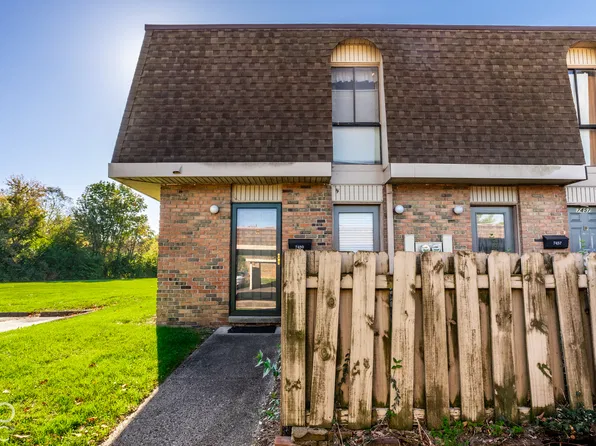 7459 Countrybrook Dr, Indianapolis, IN 46254