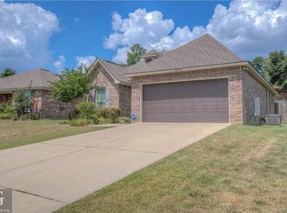 9234 Reunion Dr, Shreveport, LA 71118