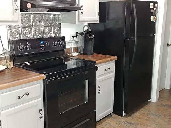 2nd image of 1715 Penwood Dr