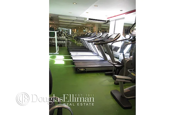 Rented by Douglas Elliman | media 15