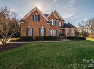 4009 Tall Timber Ct, Gastonia, NC 28056