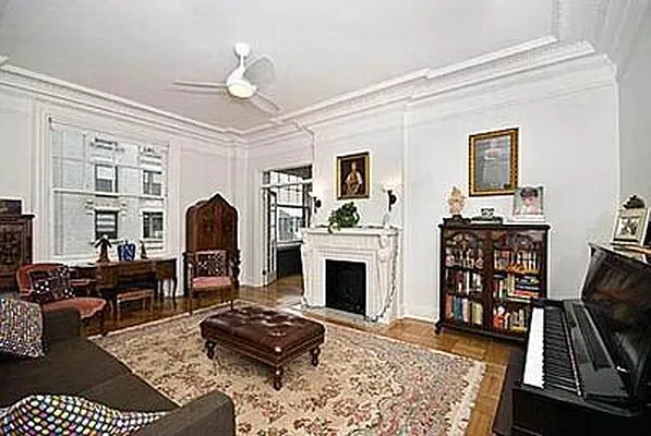 Sold by Fenwick Keats Real Estate | media 2