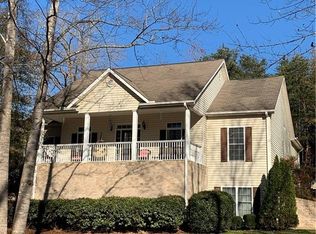 403 Autumn Trace Ln, Seneca, SC 29678