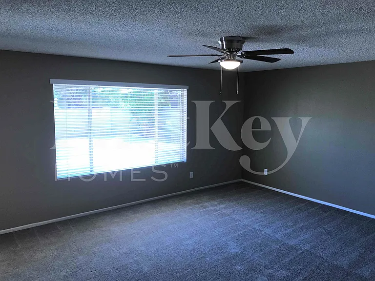 4507 W Aster Dr — Photo 8