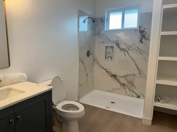 800 Las Animas Ave, Gilroy, CA 95020