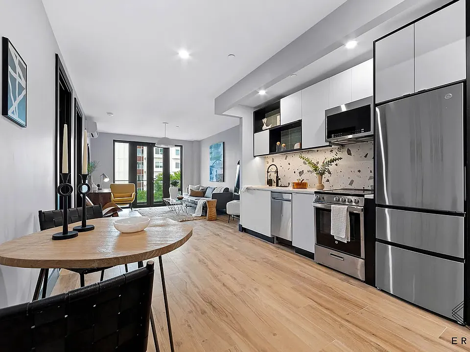 828 New York Ave #6B