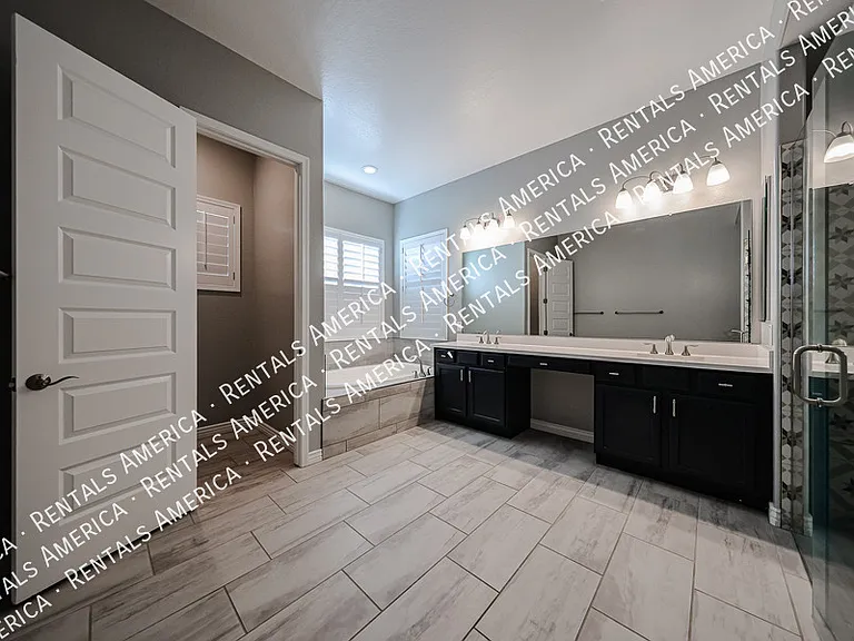 3504 E Herrera Dr — Photo 37