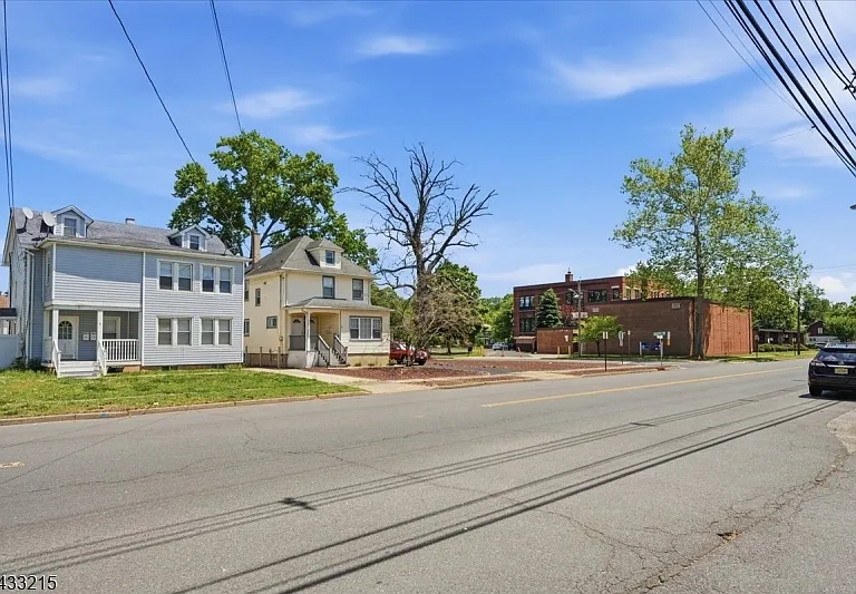122 S Lincoln Ave #1 — Photo 6