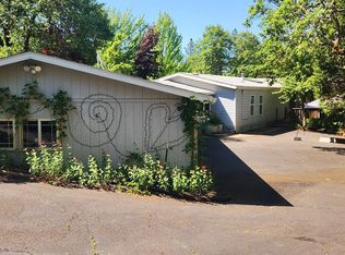 390 Dearing Way, Grants Pass, OR 97527