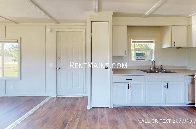 50 Pond Rd — Photo 2