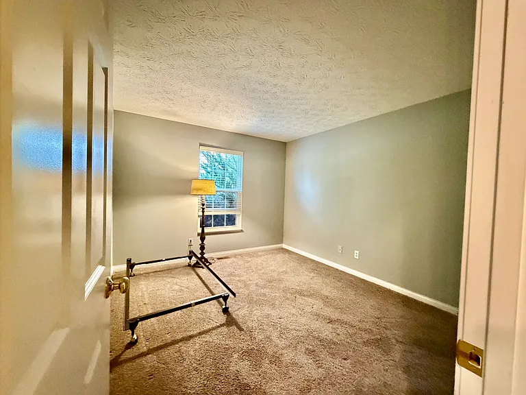 1402 Crusade Dr #3 — Photo 24