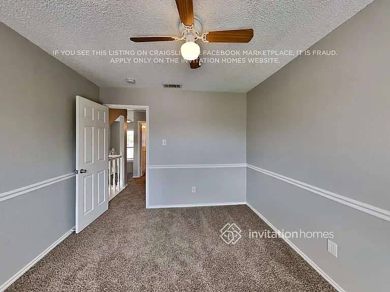 2317 Roanoke Cir — Photo 12