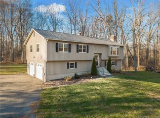 46 Gay Bower Rd, Monroe, CT 06468