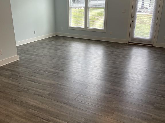 4th image of 120 English Commons Dr #1