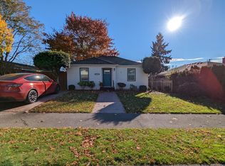 215 W 28th St, Vancouver, WA 98660
