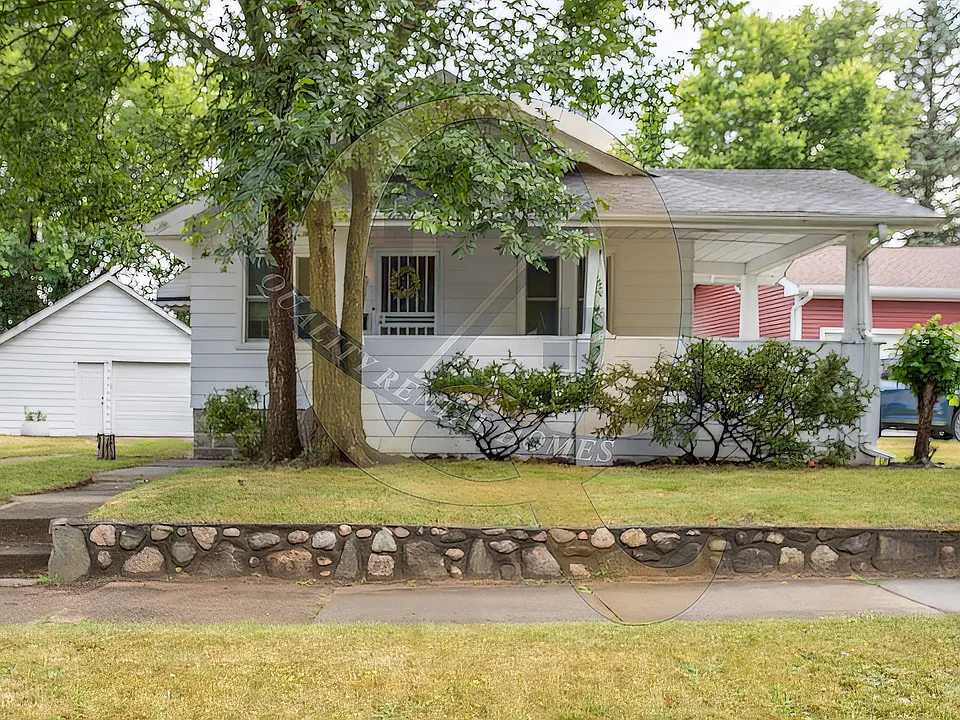 1919 Cartier St