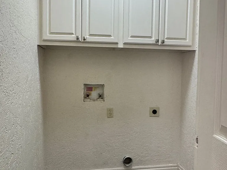 4413 NW Wolf Rd — Photo 15