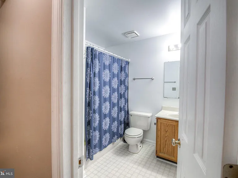 12820 Lake Wilderness Ln — Photo 6